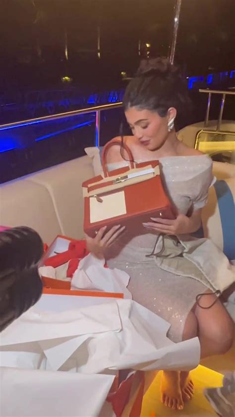 Kylie Jenner gifted rare 0,000 Hermes Birkin bag for 25th 